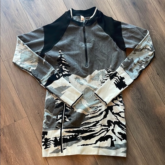 FP Movement Free People Verbier Half Zip Ski Base - Picture 4 of 6